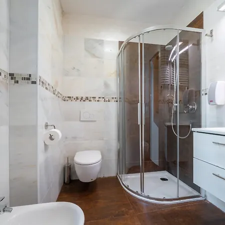 Apartment Gardar *