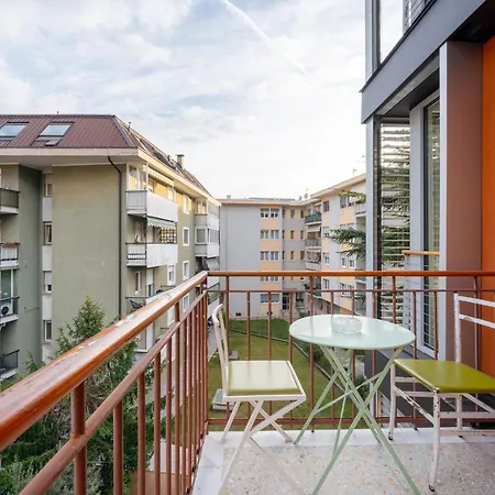 Apartment Gardar *