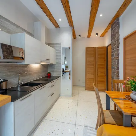 Apartment Gardar *