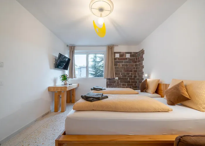 Апартаменти Gardar Больцано