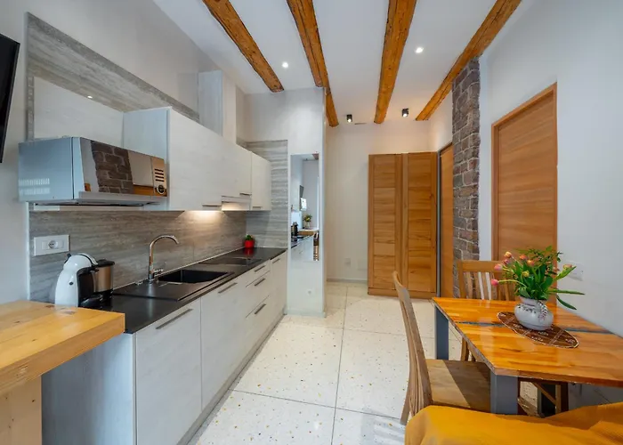 Апартаменти Gardar *